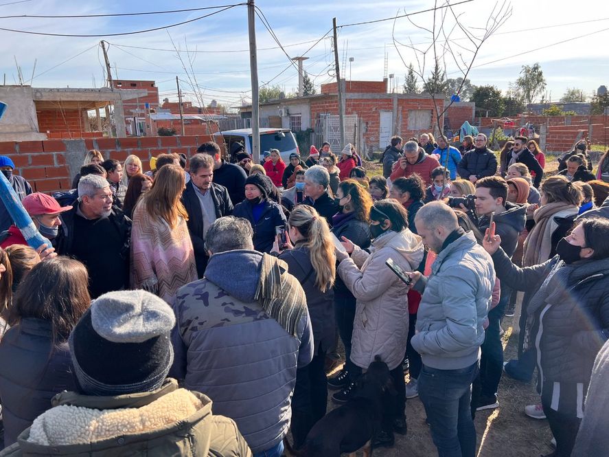 De campaña. Cristian Ritondo y María Eugenia Vidal volvieron a Moreno en medio del lío por el gas en las escuelas