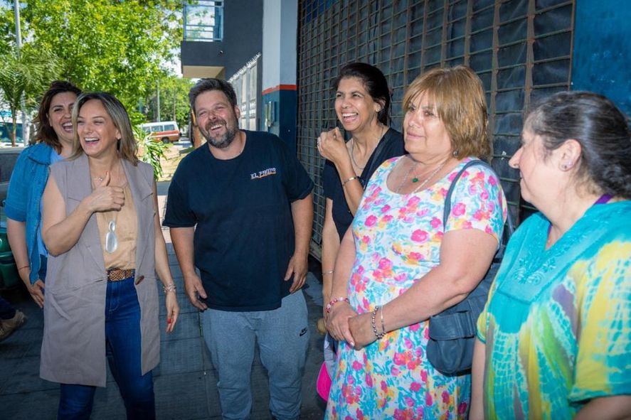 La presidenta de AySA, Malena Galmarini, habilitó una nueva red de de cloacas que beneficiará a 12.100 habitantes de Tigre.