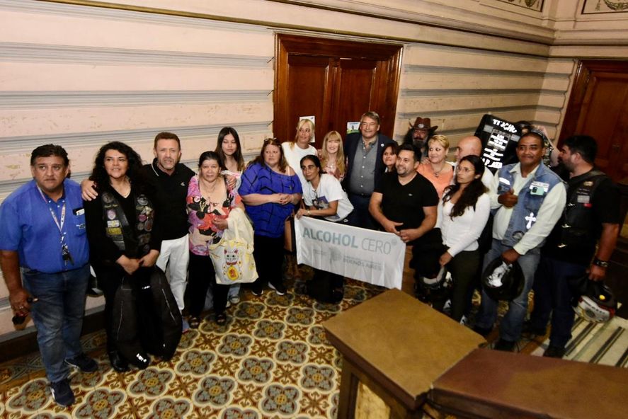 Los familiares de víctimas estuvieron presentes cuando se sancionó la Ley de Alcohol cero en la Legislatura