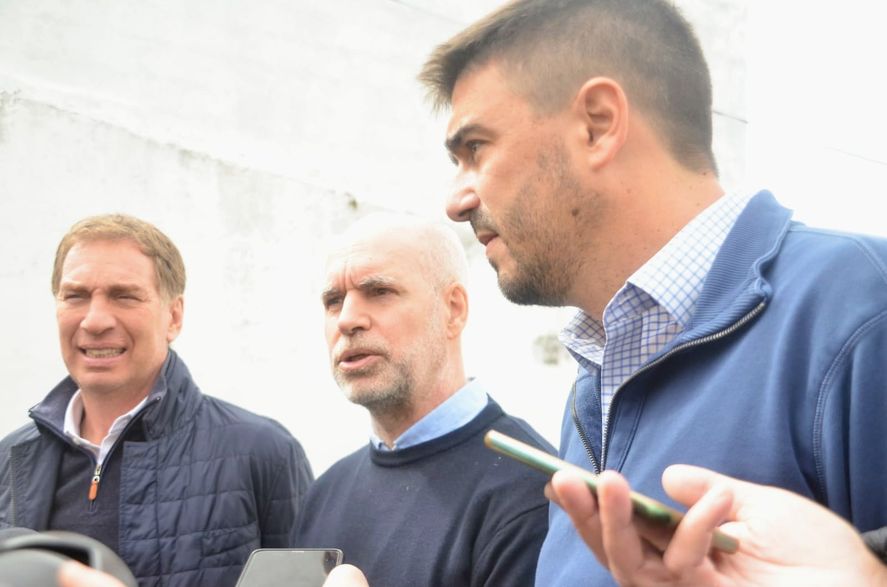 El PRO en acción: Diego Santilli, Horacio Rodríguez Larreta y Ezequiel Galli en Olavarría  