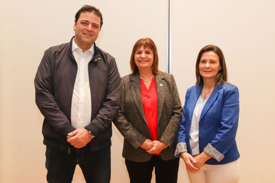Junto a Barroso, jefe comunal de 9 de Julio.