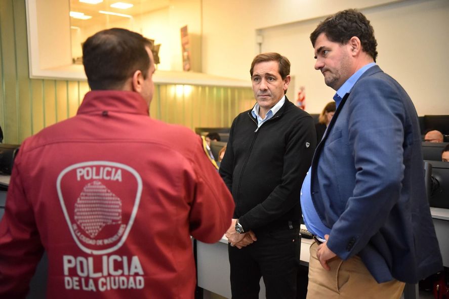 Julio Garro quiere el sistema policial y de seguridad de CABA en La Plata Julio Garro quiere el sistema policial y de seguridad de CABA en La Plata