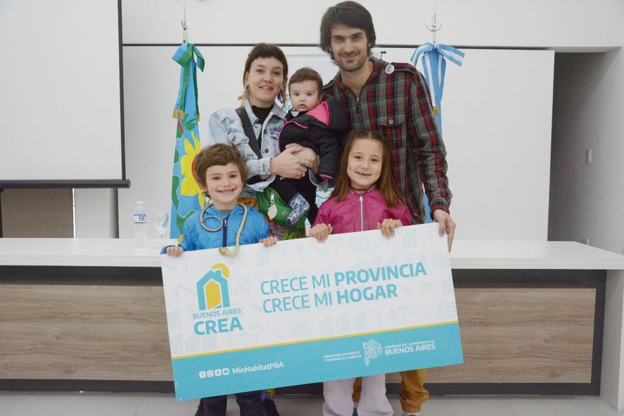 La Provincia prorrogó el límite para anotarse al programa de créditos destinados a la refacción y ampliación de viviendas en los 135 municipios. La Provincia prorrogó el límite para anotarse al programa de créditos destinados a la refacción y ampliación de viviendas en los 135 municipios.