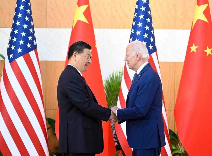 Xi Jinping y Joe Biden, cara a cara durante el G20. Foto: Agencia Xinhua.