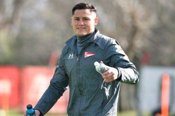 Fuentes sigue en City Bell mientras espera que Colo Colo y Estudiantes lleguen a un acuerdo.