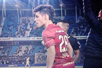 Zapiola ingresó en Estudiantes vs. Racing y fue importante.