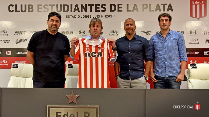 Zielinski en su presentación en el Pincha.