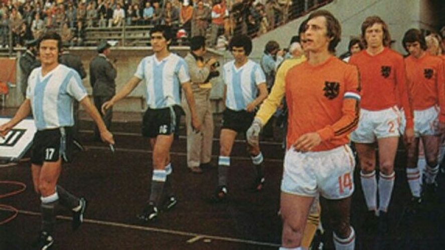 Johan Cruyff le dio una paliza a Argentina en Alemania 1974.