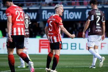 Santiago Ascacibar marcó su noveno gol desde que volvió a Estudiantes.