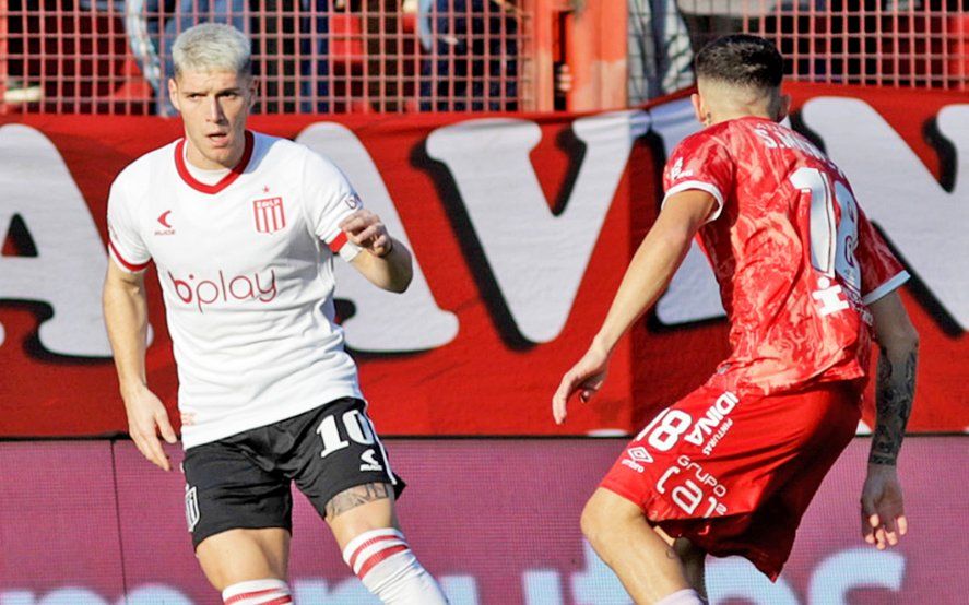 Benjamín Rollheiser en acción en el último Argentinos vs. Estudiantes. (Foto: prensa EDLP)