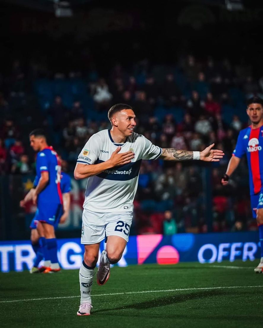 Briasco, citado a la Selección de Armenia 