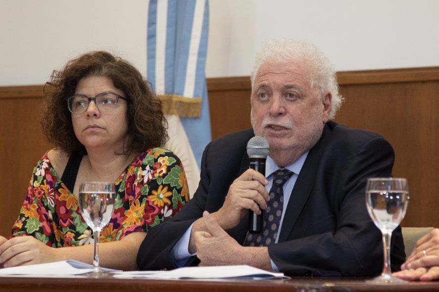 Murió Ginés González García Murió Ginés González García