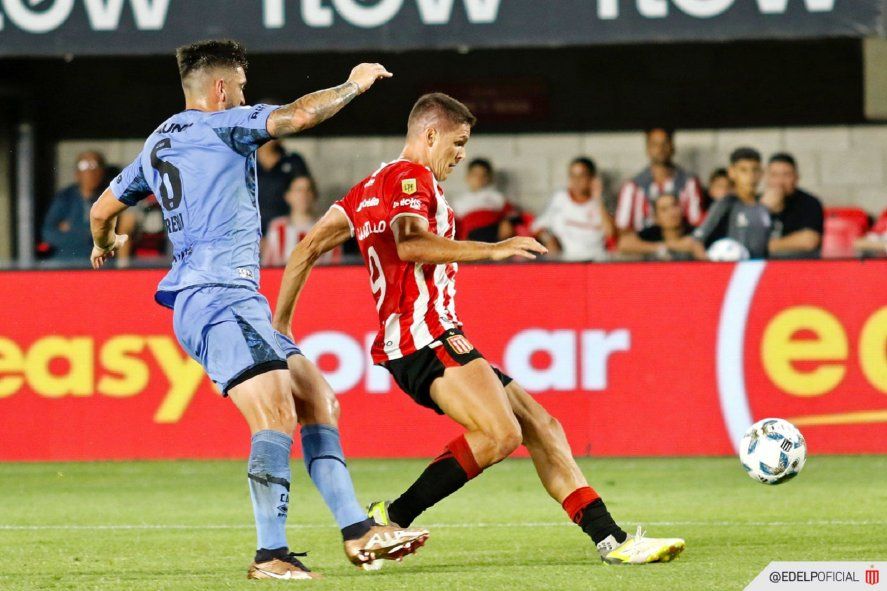 Guido Carrillo en Estudiantes, ante Belgrano, en el comienzo del 2024 Guido Carrillo en Estudiantes, ante Belgrano, en el comienzo del 2024