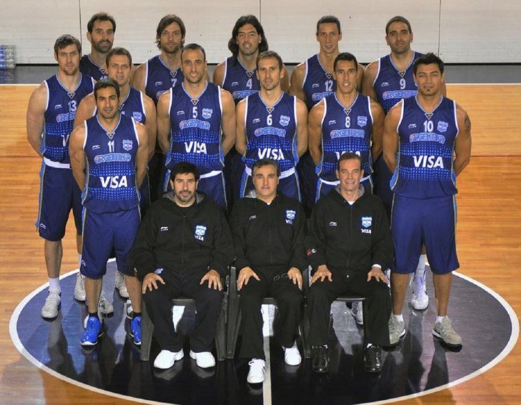 Che García como ayudante técnico de Julio Lamas en la Selección Argentina de Básquet