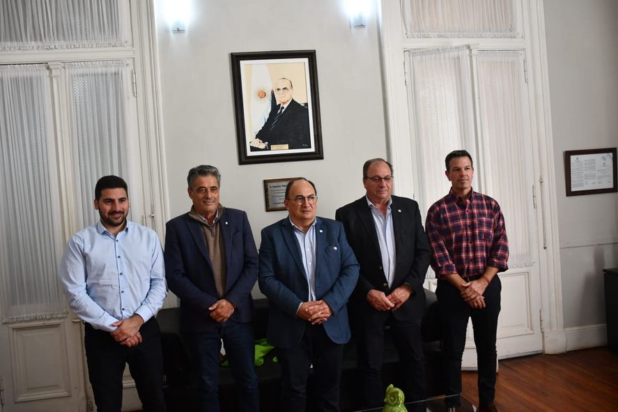 Cinco intendentes bonaerenses reflotan un consorcio regional de los años 90’ Cinco intendentes bonaerenses reflotan un consorcio regional de los años 90’