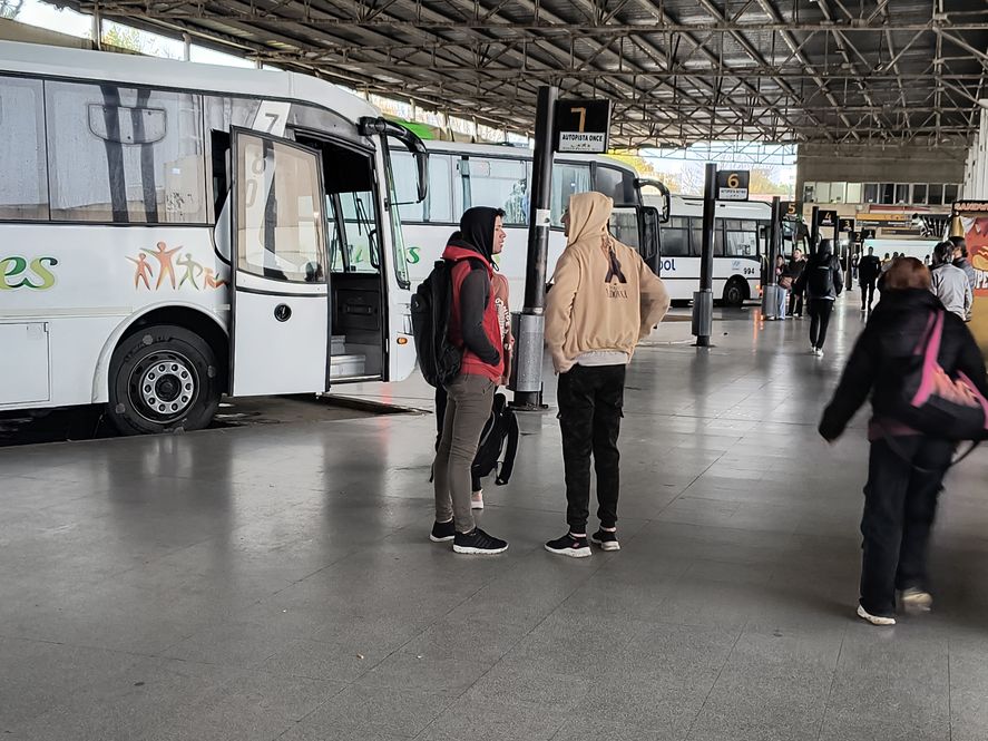 Axel Kicillof le pone freno a la desregulación del transporte de pasajeros en micros de media y larga distancia Axel Kicillof le pone freno a la desregulación del transporte de pasajeros en micros de media y larga distancia