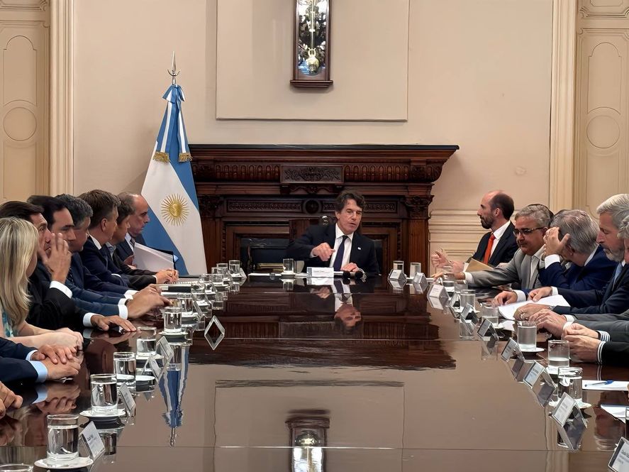 Comienza la cumbre de gobernadores en Casa Rosada: Sin Milei y con Axel Kicillof como protagonista Comienza la cumbre de gobernadores en Casa Rosada: Sin Milei y con Axel Kicillof como protagonista