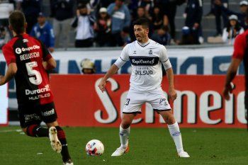Maxi Coronel será operado a las 17.00.