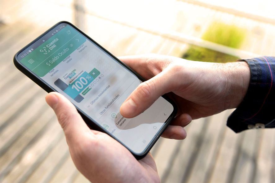 Todos los días, el Banco Provincia ofrece un descuento para recargar los celulares y la tarjeta SUBE con Cuenta DNI. Todos los días, el Banco Provincia ofrece un descuento para recargar los celulares y la tarjeta SUBE con Cuenta DNI.