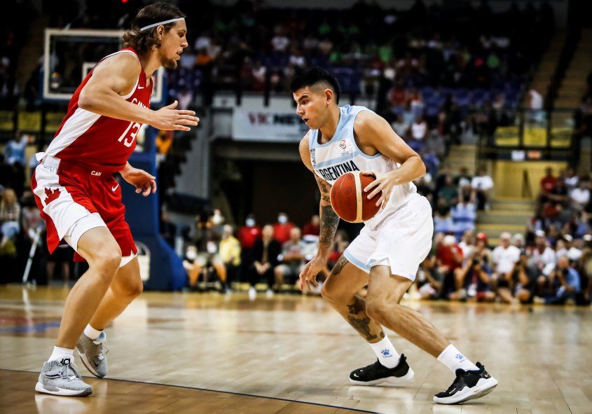 La Selección Argentina de Básquet no pudo con Canadá