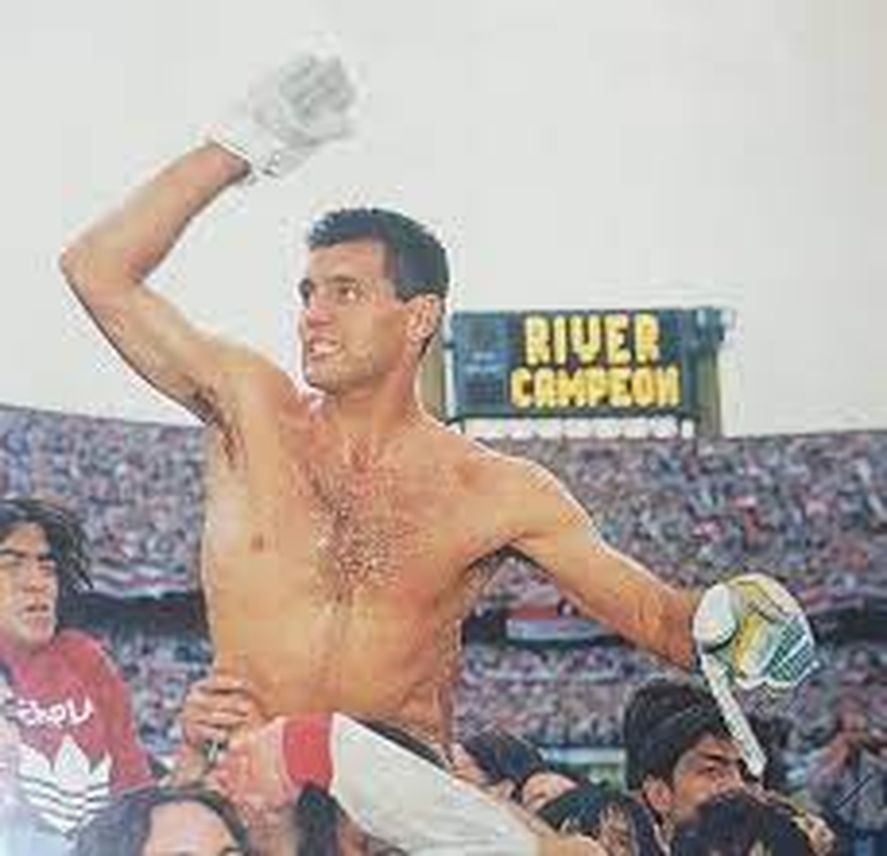 Goycochea en la vuelta olímpica con River en 1993.