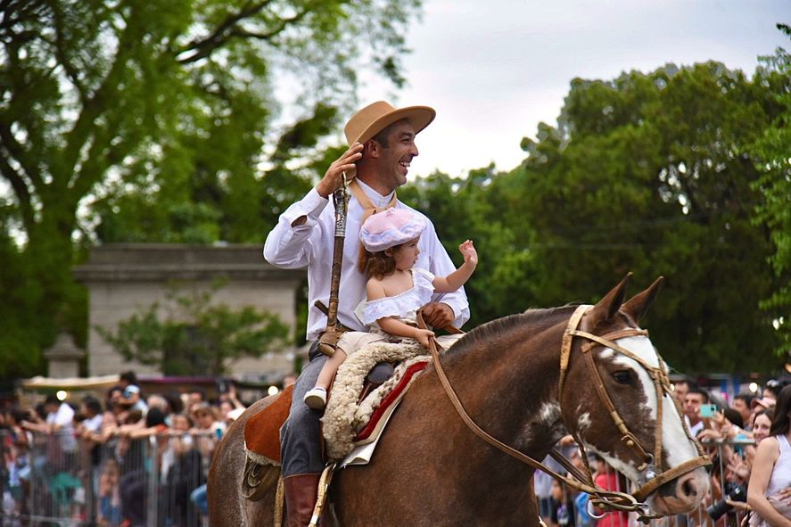 El domingo 10 de noviembre se celebró el Día de la Tradición en distintos puntos de la Provincia de Buenos Aires. 