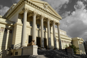 Este viernes 3 de enero, La Plata disfrutará de un clima mayormente soleado. La temperatura máxima alcanzará los 29°C, mientras que la mínima será de 13°C. 