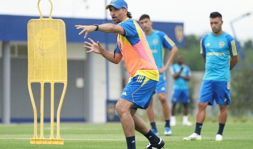 Diego Martínez definió el once de Boca para enfrentar a Estudiantes Diego Martínez definió el once de Boca para enfrentar a Estudiantes