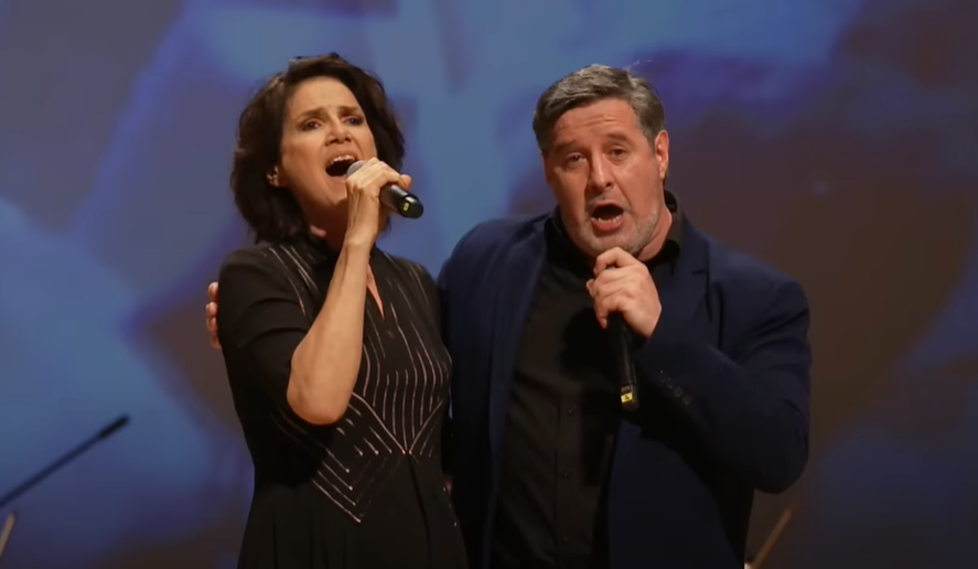 El cancionero estará interpretado por los cantantes Dolores Solá y Leonardo Pastore