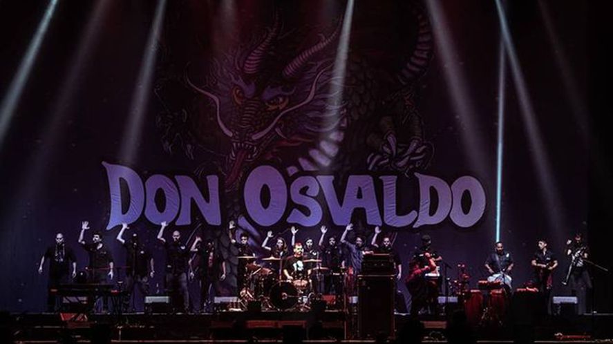 Don Osvaldo: el esperado show en La Plata está programado para esta tarde, sábado 5 de octubre a las 20, en el playón del Estadio Único Diego Armando Maradona, ubicado en avenida 25 y 32. 