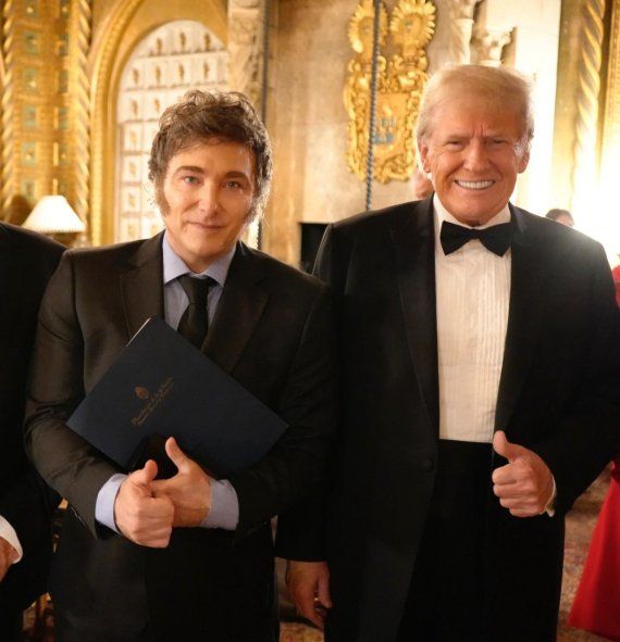 El alineamiento entre Javier Milei y Donald Trump parece dejar a Argentina en una postura anti latinoamericana. El alineamiento entre Javier Milei y Donald Trump parece dejar a Argentina en una postura anti latinoamericana.