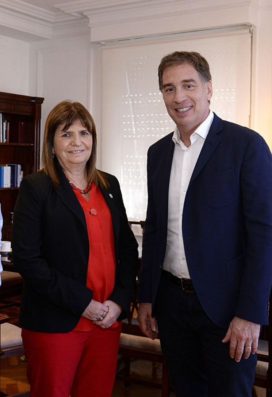 Diego Santilli junto a Patricia Bullrich
