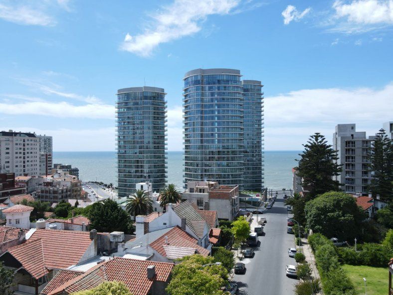 El edificio de lujo de Mar del Plata que pagaba el Impuesto Inmobiliario registrado como baldío. El edificio de lujo de Mar del Plata que pagaba el Impuesto Inmobiliario registrado como baldío.