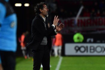 Eduardo Domínguez habló luego de la eliminación de Estudiantes.