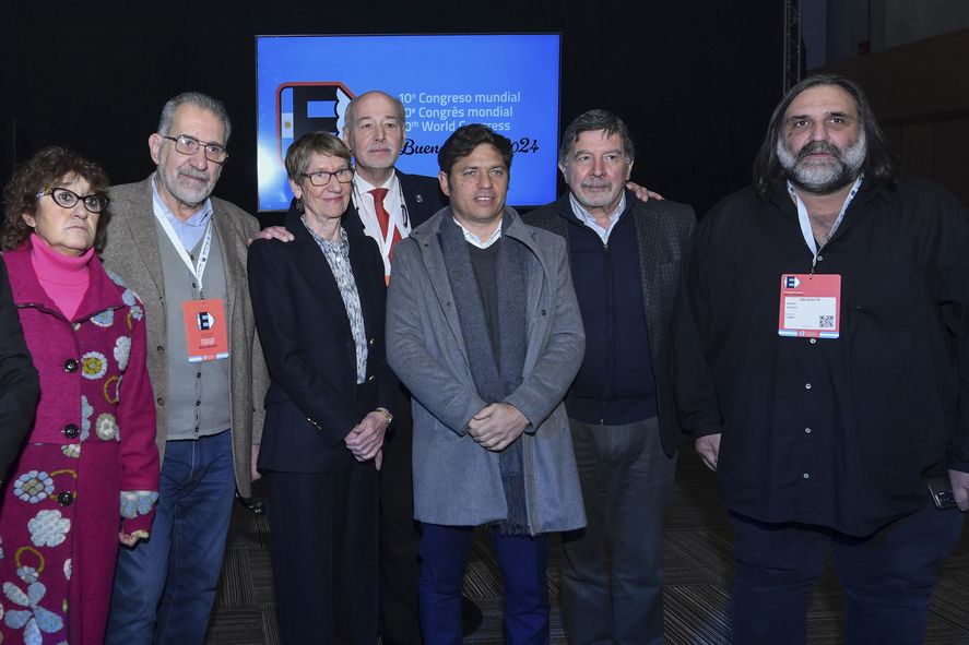 En la apertura del 10° Congreso Mundial de la Internacional de Educación. Axel Kicillof que Javier Milei está cargado de prejuicios por su “ataque a la educación pública” En la apertura del 10° Congreso Mundial de la Internacional de Educación. Axel Kicillof que Javier Milei está cargado de prejuicios por su “ataque a la educación pública”