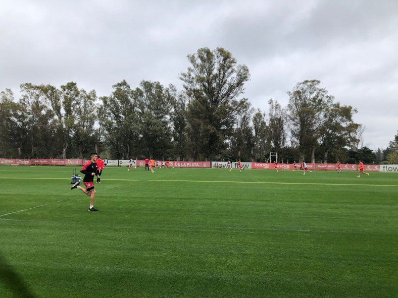 Zaid Romero entrenando en el Pincha