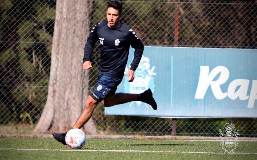 Gimnasia pondrá la cabeza en el duelo con River.
