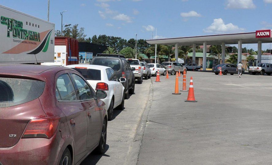 Municipios bonaerenses reflotan la tasa vial a los combustibles y vuelve la polémica Municipios bonaerenses reflotan la tasa vial a los combustibles y vuelve la polémica
