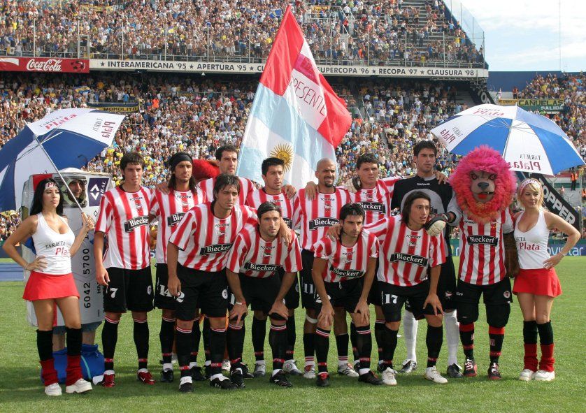 Aquel equipo de Estudiantes que se consagró campeón del Apertura 2006, con Diego Simeone al frente