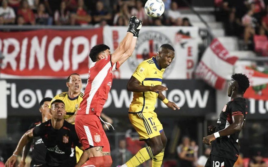 Estudiantes debe 63 minutos del partido con Boca por la fecha 11 de la Copa de la Liga. Estudiantes debe 63 minutos del partido con Boca por la fecha 11 de la Copa de la Liga.
