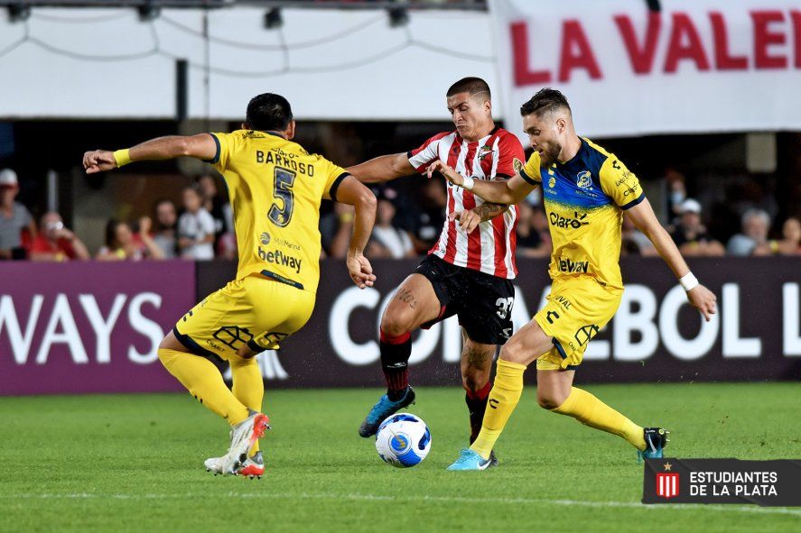 El último rival de Chile que enfrentó Estudiantes fue Everton en 2022. El último rival de Chile que enfrentó Estudiantes fue Everton en 2022.