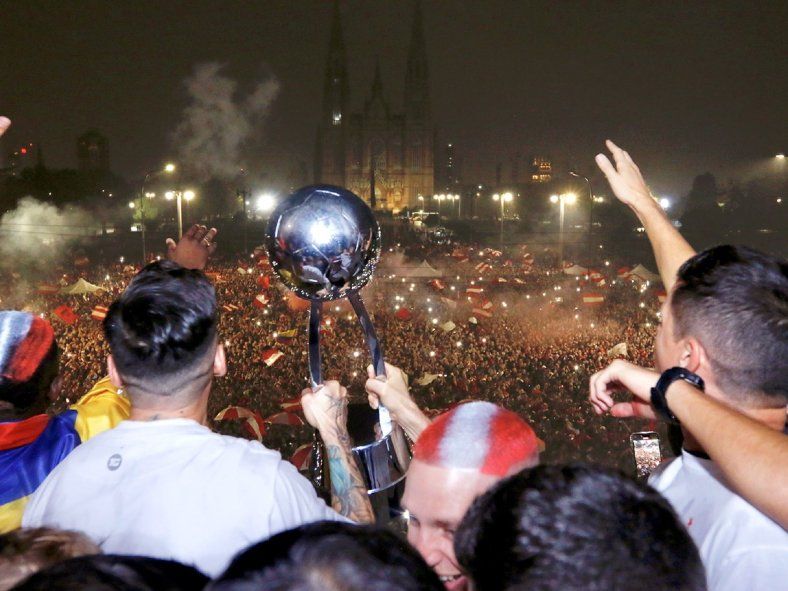 Estudiantes continuará los festejos en UNO Estudiantes continuará los festejos en UNO