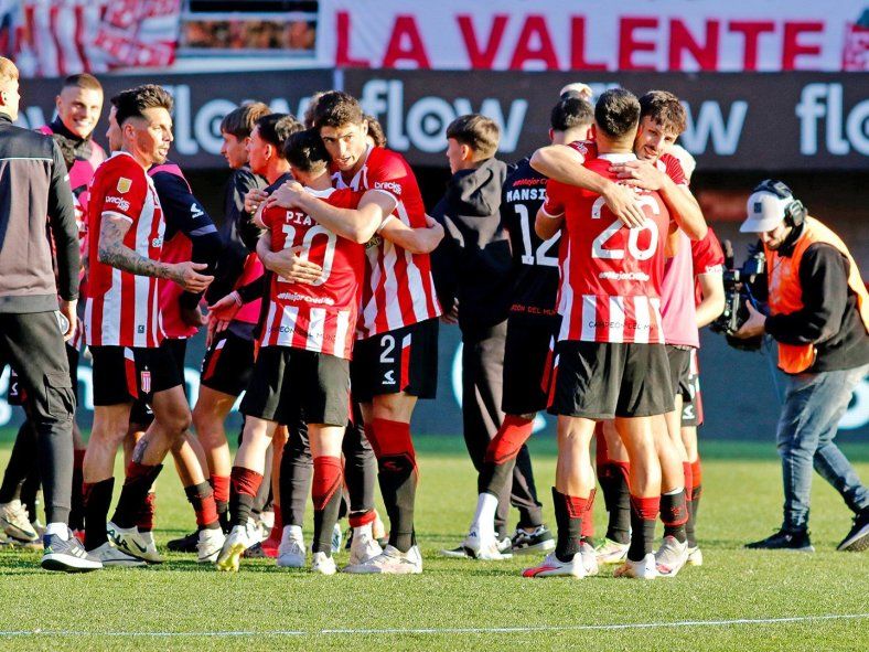 Estudiantes festejó en el último Clásico Platense. Gimnasia irá por la revancha. Estudiantes festejó en el último Clásico Platense. Gimnasia irá por la revancha.