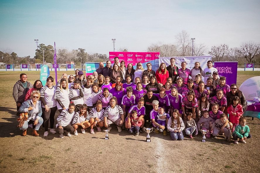 El fútbol femenino sigue recibiendo respaldo a nivel provincial. 
