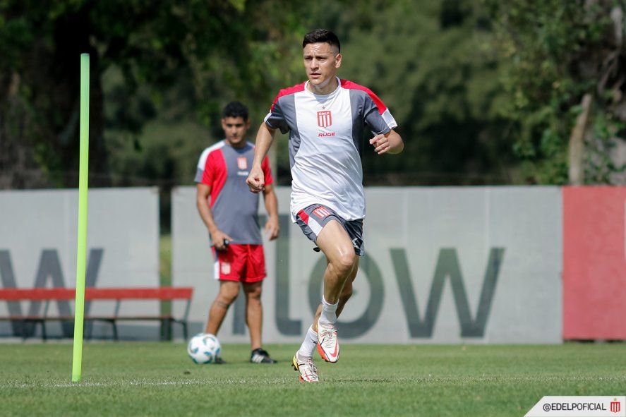 Estudiantes comienza una nueva jornada de trabajos en el Country de City Bell Estudiantes comienza una nueva jornada de trabajos en el Country de City Bell