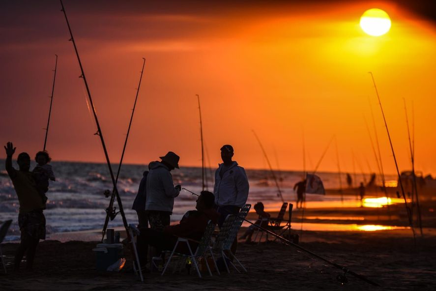 El sábado 16 y domingo 17 de noviembre se realizará la Fiesta Nacional de la Corvina Rubia de Mar de Ajó. El sábado 16 y domingo 17 de noviembre se realizará la Fiesta Nacional de la Corvina Rubia de Mar de Ajó.