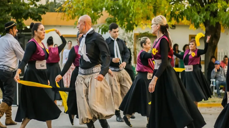 El domingo 14 de abril se realizará la IX Fiesta de la Mujer Campesina en Tapalqué. El domingo 14 de abril se realizará la IX Fiesta de la Mujer Campesina en Tapalqué.