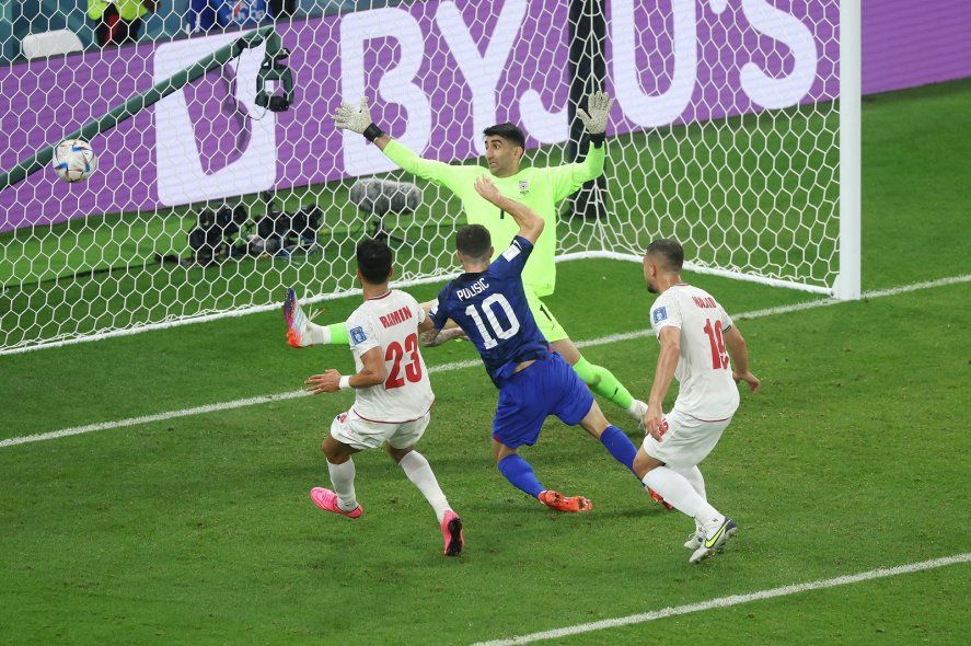 Estados Unidos vence a Irán por 1-0 en la primera etapa por el pasaje a los octavos de final del Mundial Qatar 2022