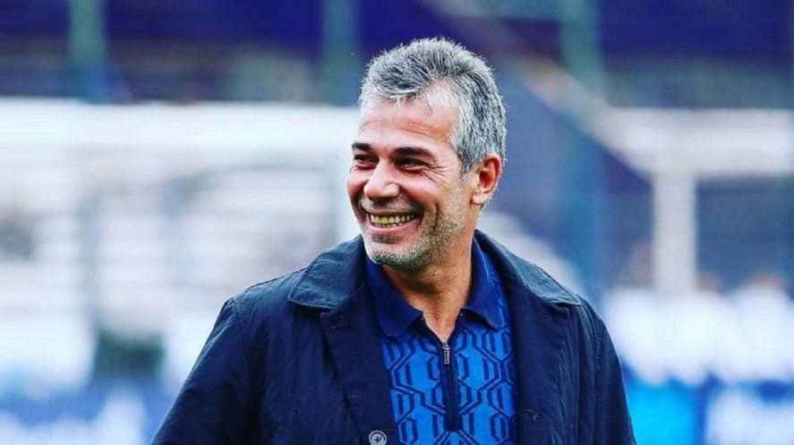 Gabriel Pellegrino, presidente de Gimnasia, en el estadio Juan Carmelo Zerillo