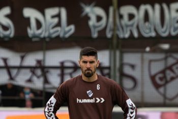 gaston suso, la muralla de platense que busca jerarquizar la defensa de gimnasia